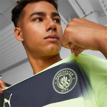 Load image into Gallery viewer, Puma Manchester City FC Third Jersey 2022/23 765734 03 FIZZY LIGHT-PARISIAN NIGHT