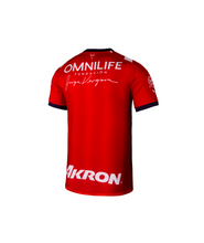 Load image into Gallery viewer, Puma Juniors Chivas Home Jersey 2022/23 763354 01 RED/WHITE/NAVY