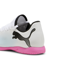 Load image into Gallery viewer, PUMA Future Play IT Junior Indoor Soccer Shoes 107739 01 WHITE/BLACK/PINK