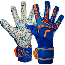 Load image into Gallery viewer, Reusch Attrakt Freegel Fusion Goaliator 5670995