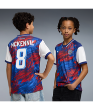 Load image into Gallery viewer, PUMA McKennie US Passion Youth Jersey 660565 01