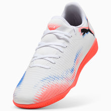 Load image into Gallery viewer, Puma Future 8 Play Indoor Soccer Shoe 108606 01