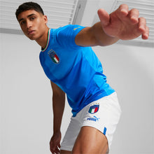 Load image into Gallery viewer, Puma Men&#39;s Italy Home Jersey 2022 Blue 765643 01